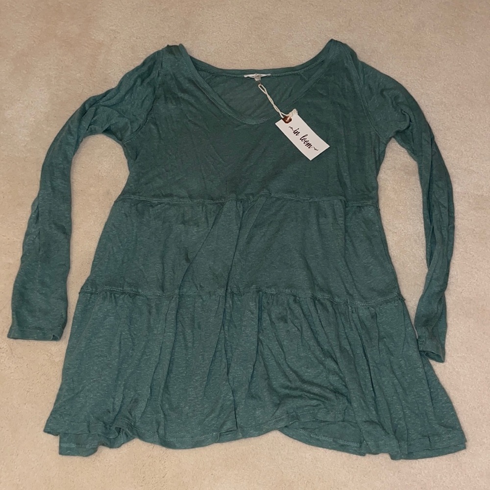 Green babydoll long sleeve shirt
